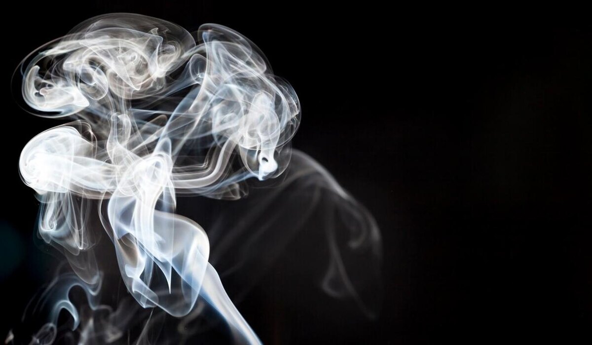     Почему тяжело бросить курить?