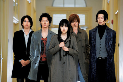 Кадр из японской дорамы "Цветочки после ягодок" (2005)