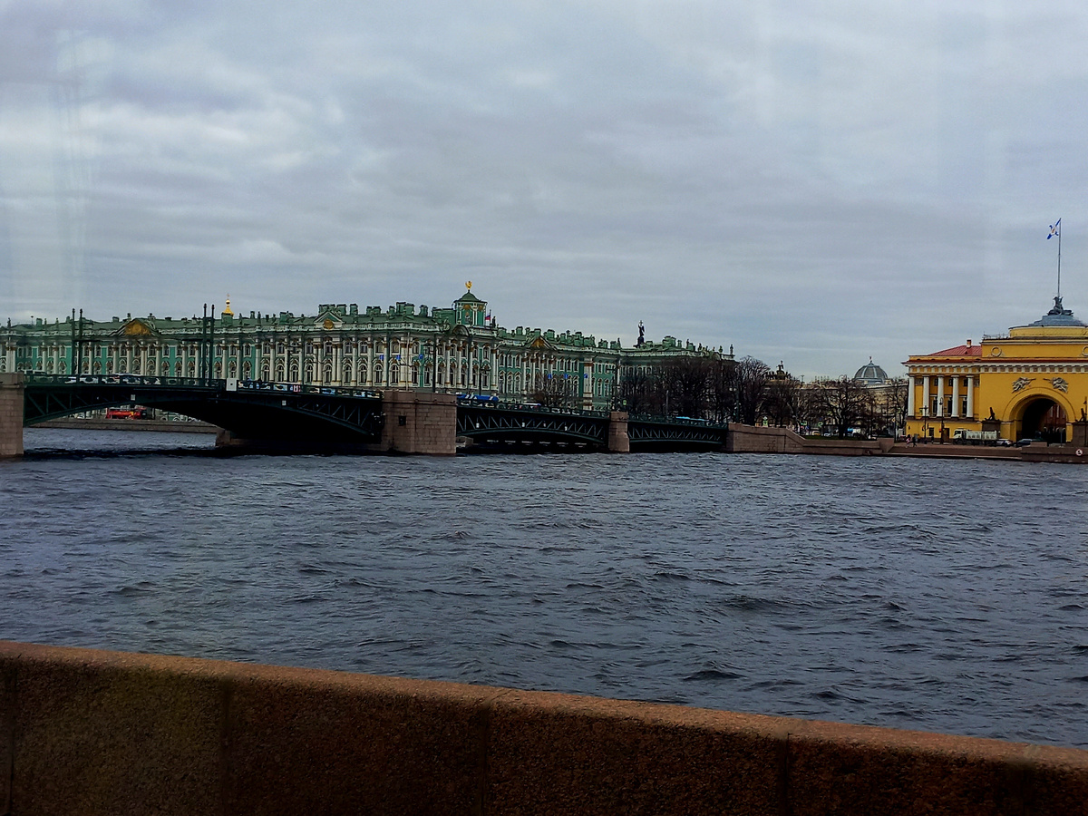 Фото автора статьи. Санкт-Петербург, апрель 2025 г