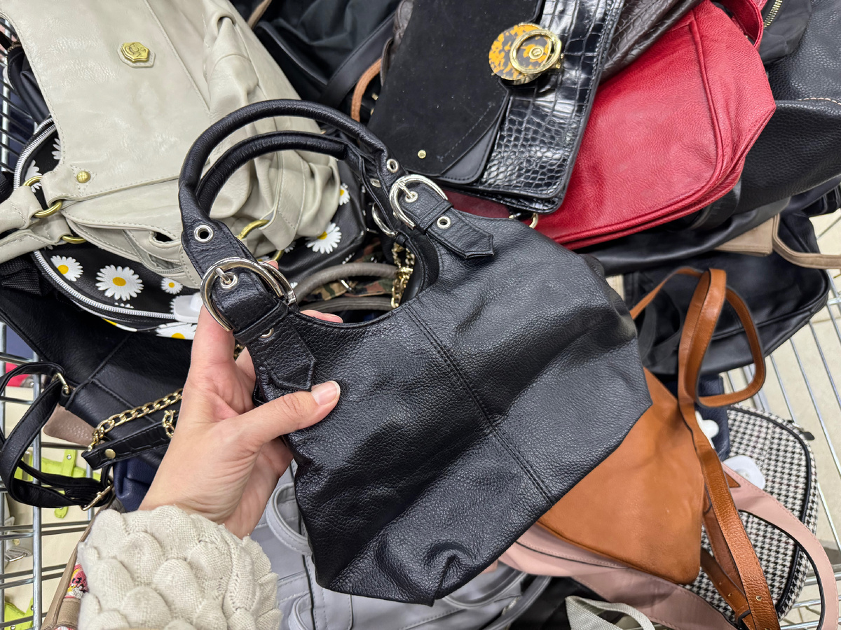 Хорошенькая такая в этом миниатюрном размере 