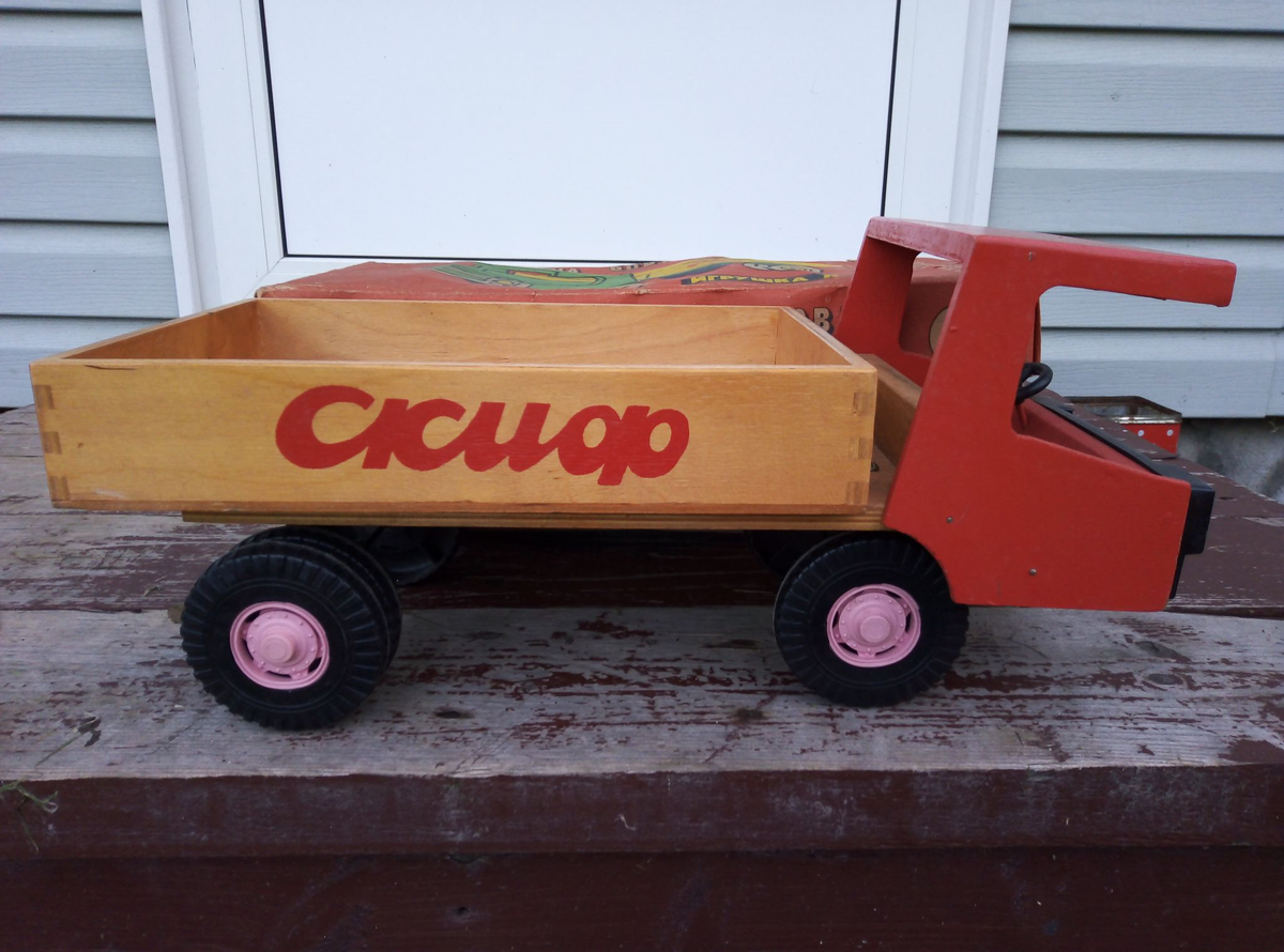 Автомашина бортовая "Скиф", Минская фабрика "Мир". Фото из открытых источников, листаем галерею -->>