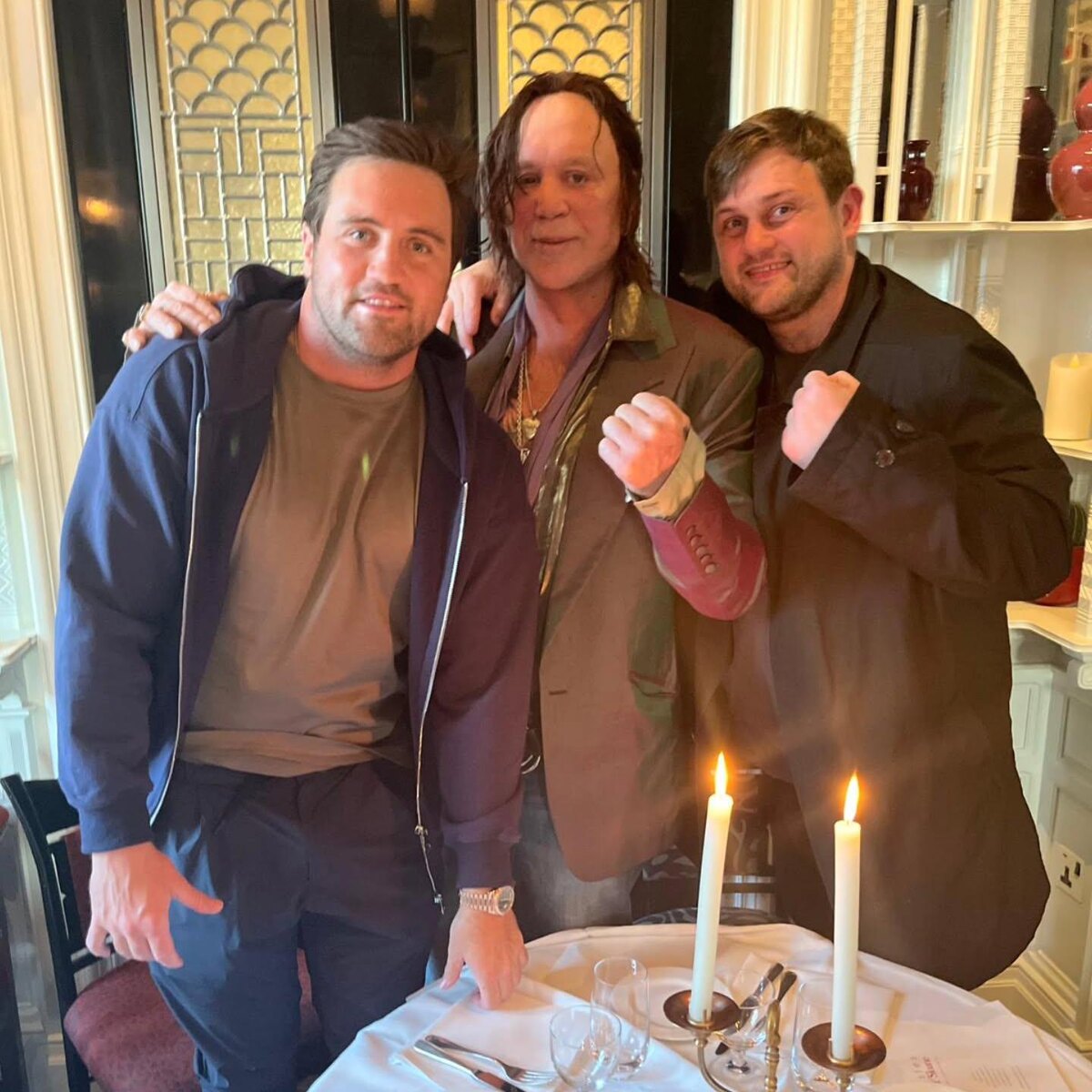 Листайте вправо, чтобы увидеть больше изображений