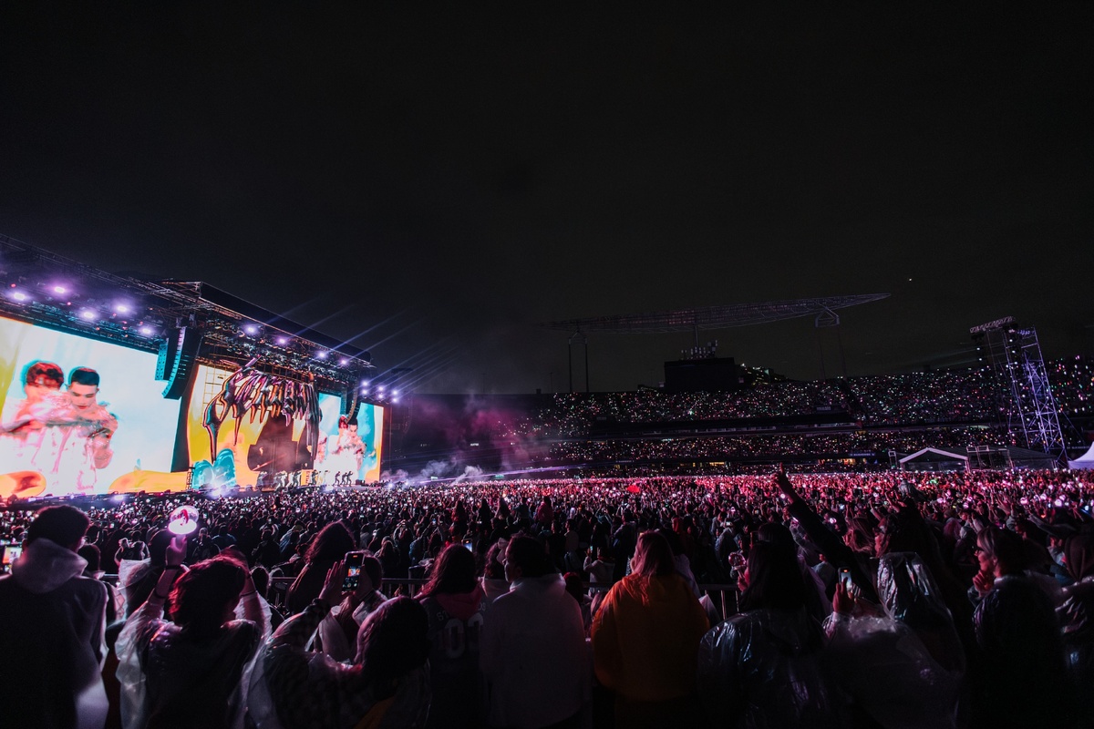     Stray Kids покорили Бразилию, собрав 120 тысяч фанатов на концертах в Сан-Паулу