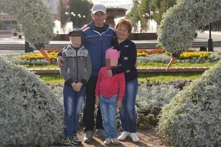 «Люди, помогите, они же тут все мертвые!» Зачем 16-летний школьник убил всю семью