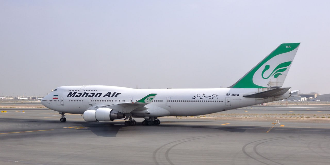 Огромный Boeing 1990 года до сих пор возит пассажиров в Иране. Такие есть и в России