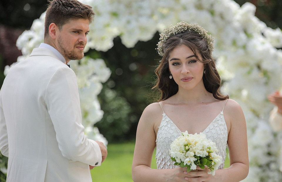 турецкий сериал "Игра на удачу"