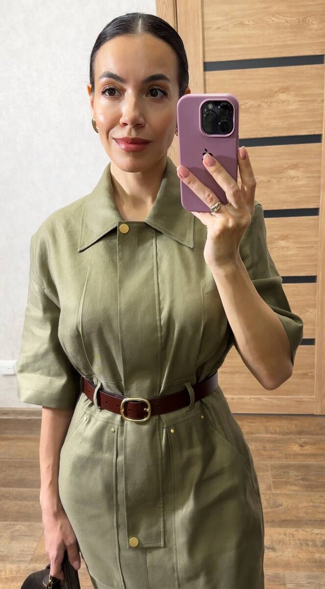 На мне платье CHARUEL в 42 размере