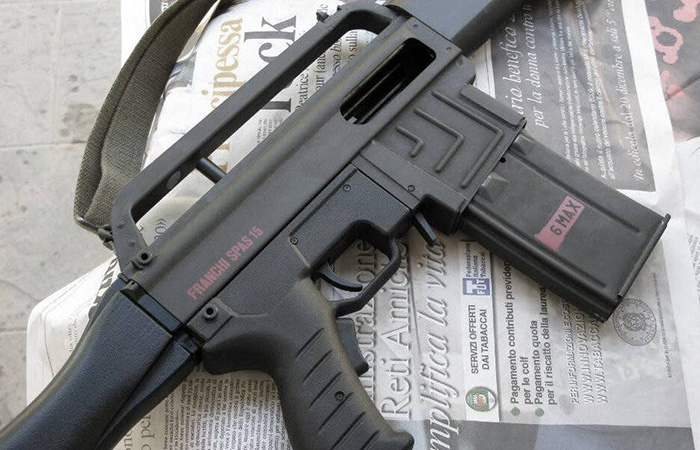 Тактический дробовик./ Фото: gunsfriend.ru