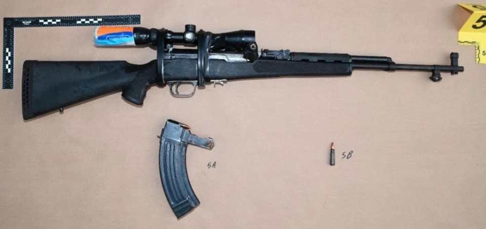    Винтовка с оптическим прицелом, изъятая у Раута.