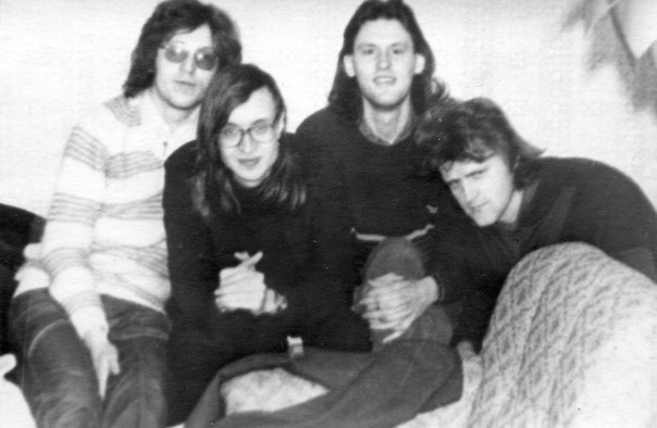 Дмитрий Селиванов, Егор Летов, Дима Кузьмин, Олег Судаков.  Фото из архива ВК-сообщества "Промышленная архитектура"