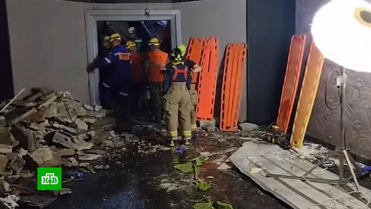    В Доминикане объявлен траур по погибшим в ночном клубе