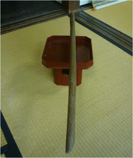 Деревянный тренировочный меч бокуто, принадлежавший герою повествования