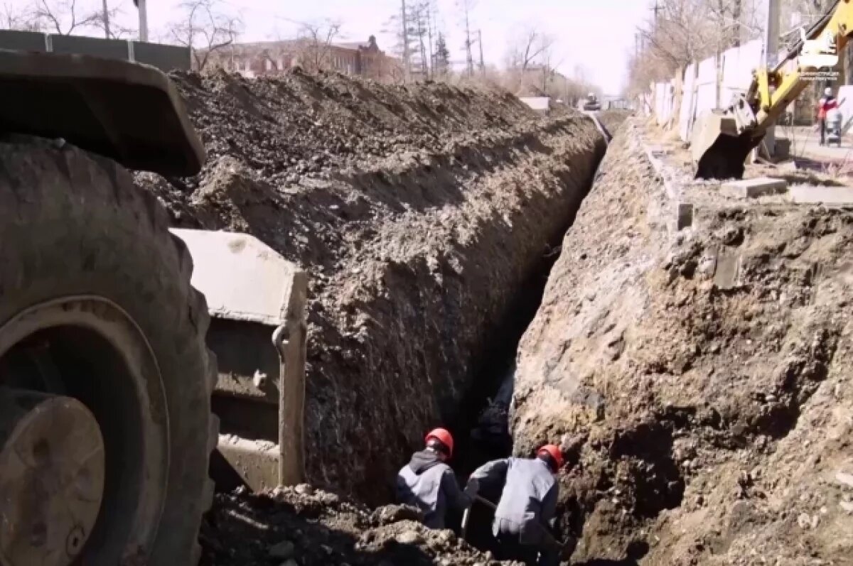    В Иркутске заменили половину водовода на улице Баррикад