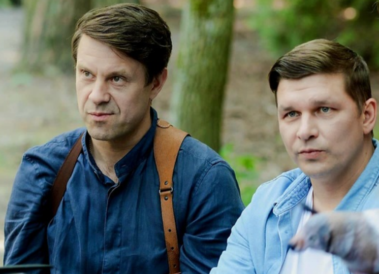 Сергей Перегудов в роли Эдуарда Свиридова. Фото: кадр сериала "Дама с собачкой"