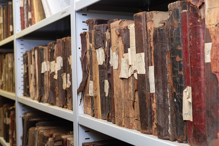    «По запросам все необходимые листы сканируются и предоставляются копии как в электронном виде, так и на бумажном носителе», — заверяют в Госархиве РТ.   
Фото: «БИЗНЕС Online»