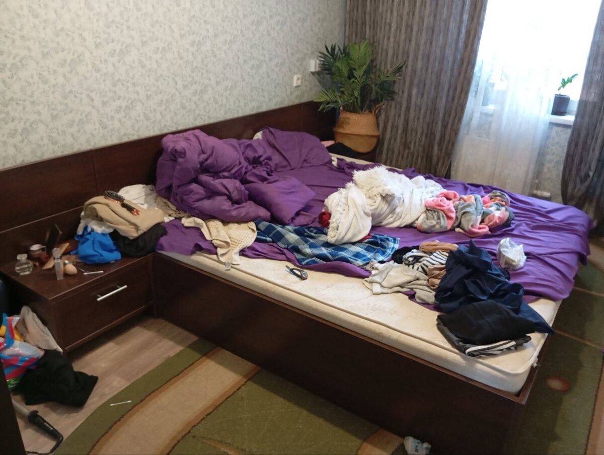     В Красноярске двух детей забрали из антисанитарии