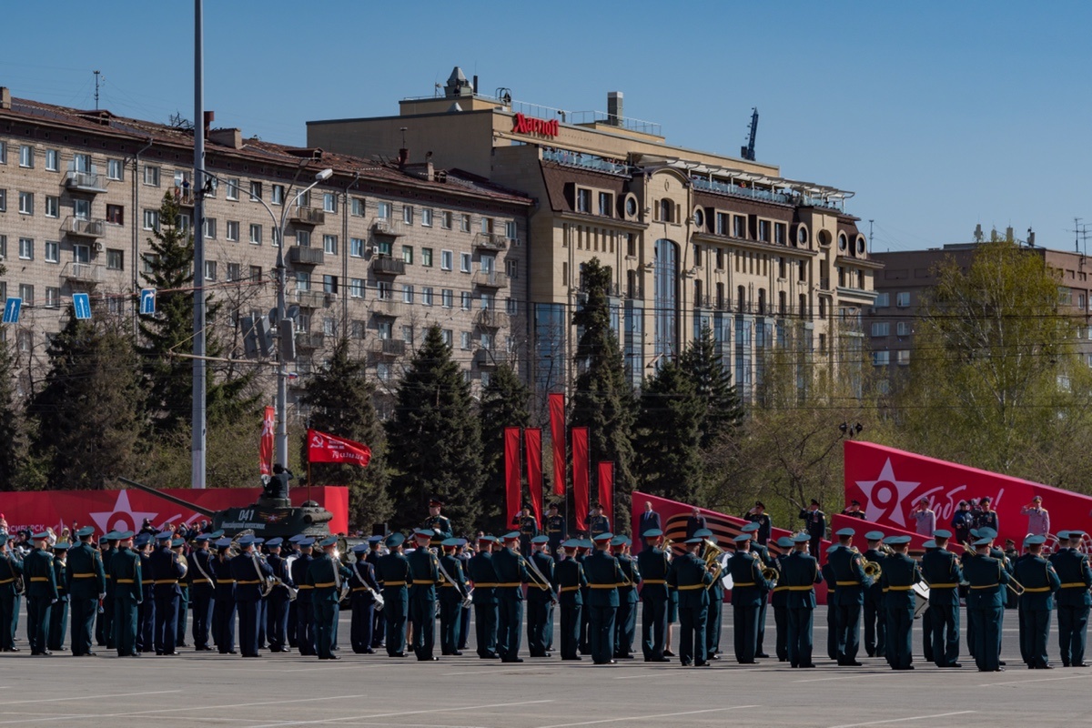 Alt Eduard / Shuttersock / FOTODOM📷Парад Победы, Новосибирск