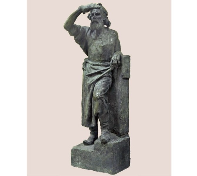 Эрнст Неизвестный. Строитель Московского Кремля Федор Конь (дипломная работа). 1954. Гипс тонированный. 200 x 84 x 67. Государственный Русский музей