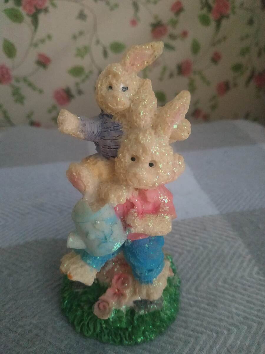   Воздушный пластилин, краски , блеск .