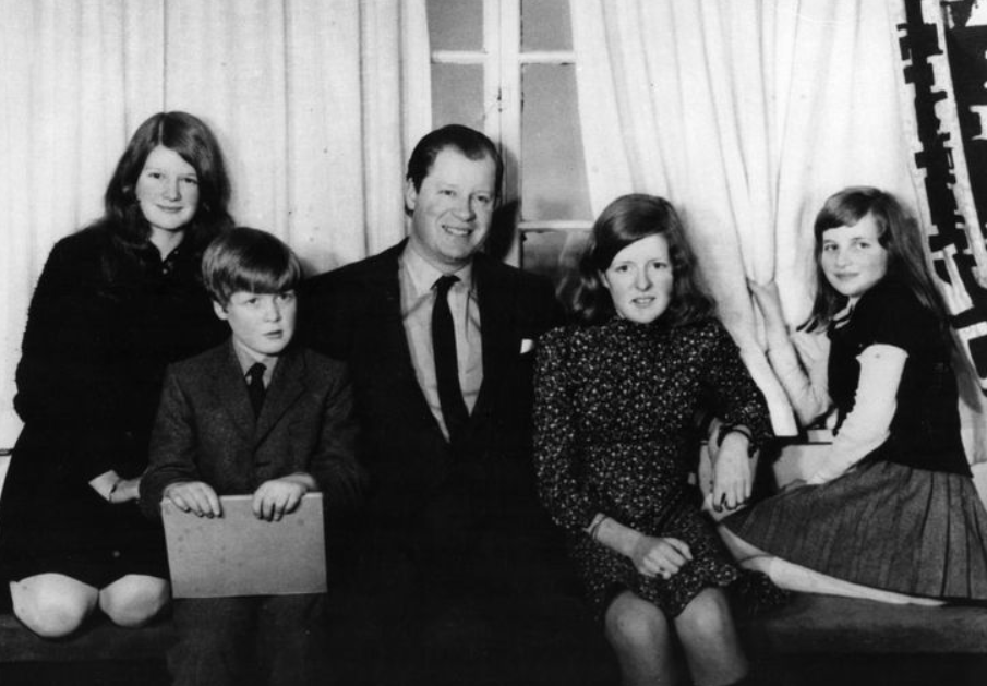 Семья Спенсеров. Фото взято из открытого источника