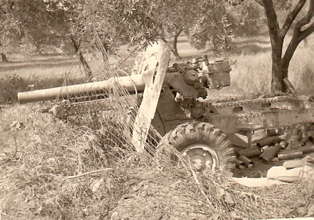 25-фунтовая гаубица-пушка, стрельба прямой наводкой 