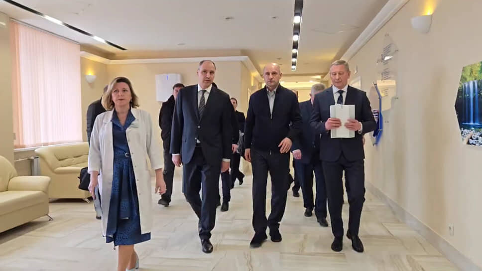 Денис Паслер и Артем Жога.📷Фото: полпредство УрФО