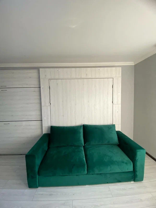 Одинаковые, но разные: подушки дивана под спину на диванах кроватей-трансформеров МАЛО МЕСТА