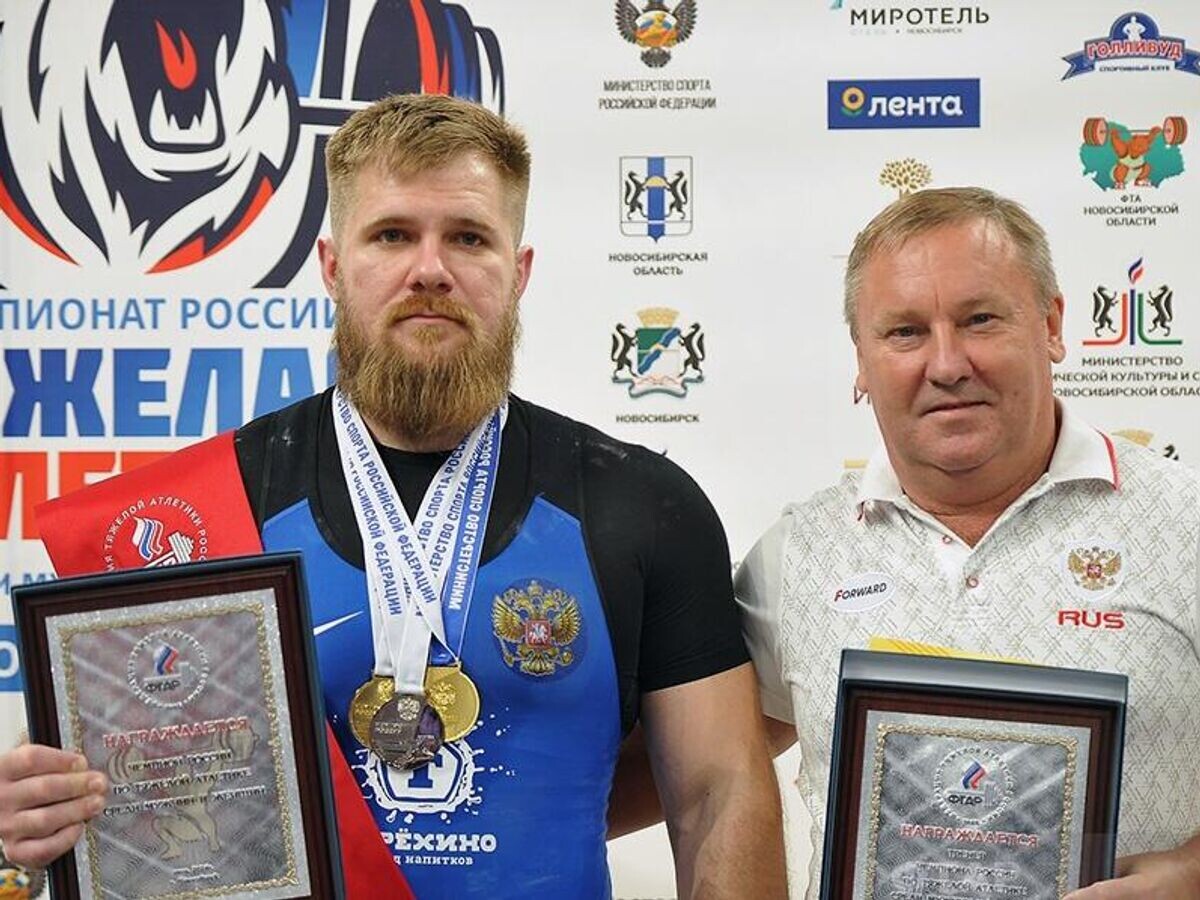    Георгий Купцов и Вадим Карпов© Фото : Федерация тяжелой атлетики России