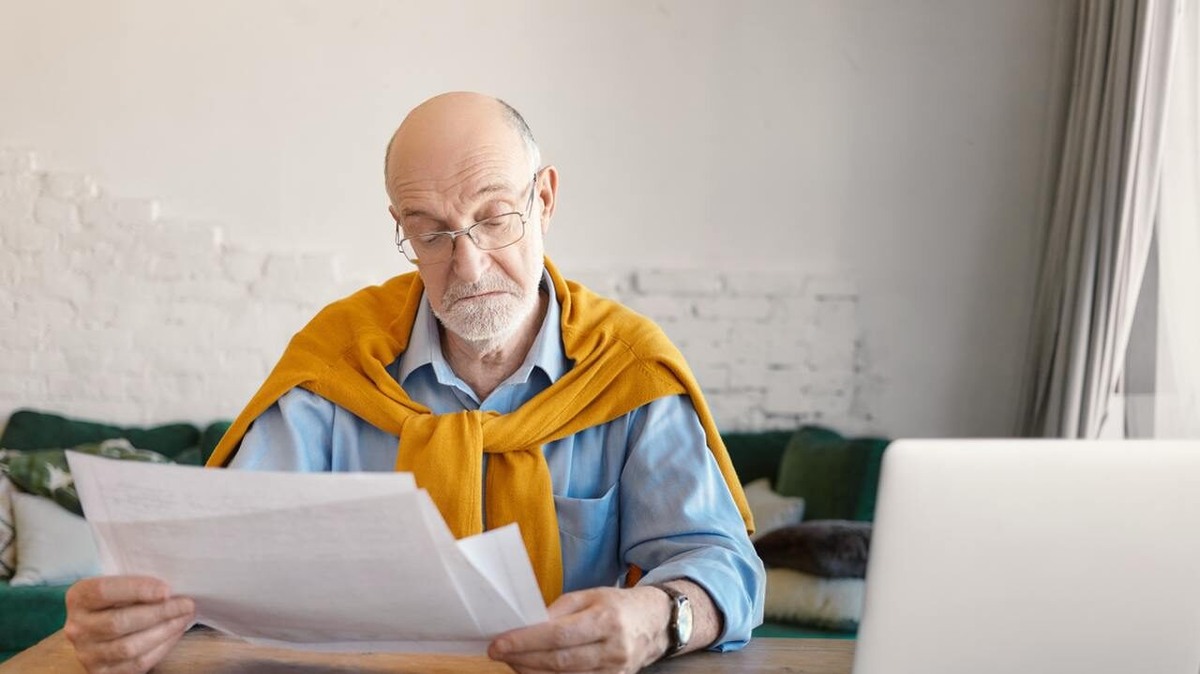    Отcрочка пенсии поможет увелить выплаты до 40%. Фото: Freepik