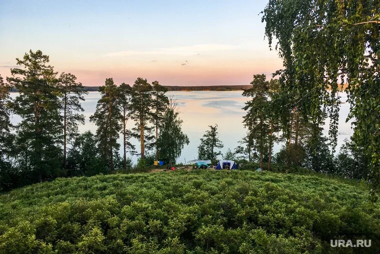 Участки под ИЖС в поселке Тургояк продают по миллиону рублей за сотку. Фото: Вадим Ахметов © URA.RU