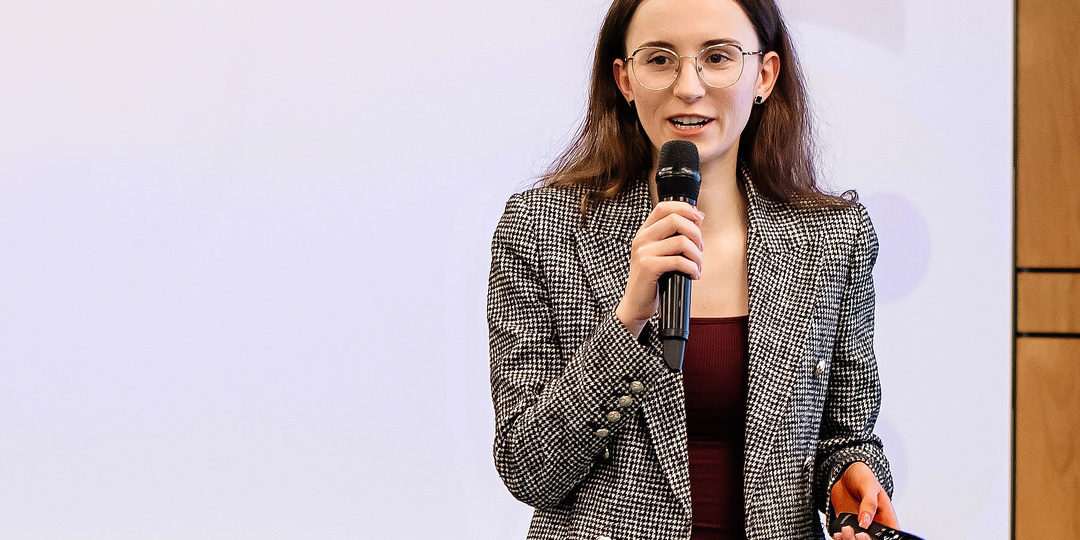 У фермера в поле завёлся вредитель…