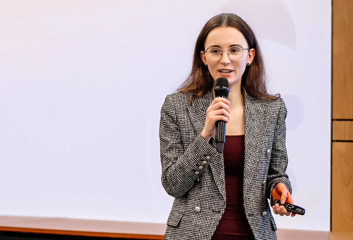 Александра Исмаилова представила свой проект на акселераторе в региональном Фонде развития инноваций/Фото: Иван Дорохов