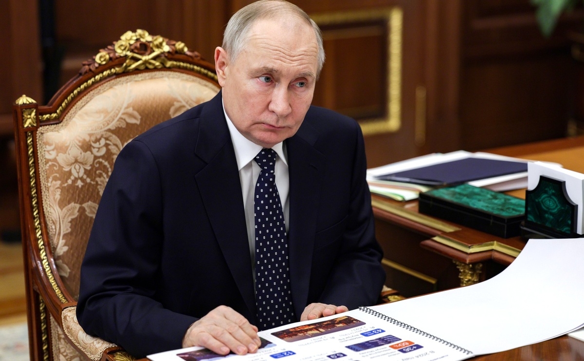 Kremlin Pool\via Global Look Press\Global Look Press