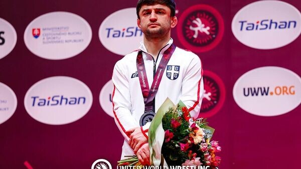    © Photo : Объединенный мир борьбы (United World Wrestling)