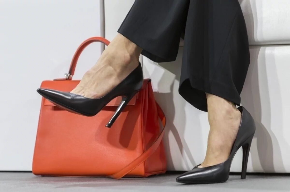    Математик Никитин объяснил, как рассчитать безопасную высоту каблука