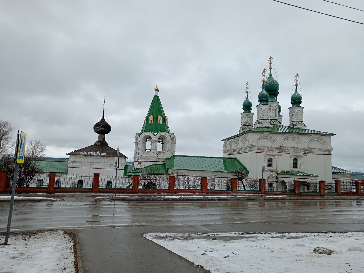 09.04.2025 7:58 Спасо-Преображенская церковь.