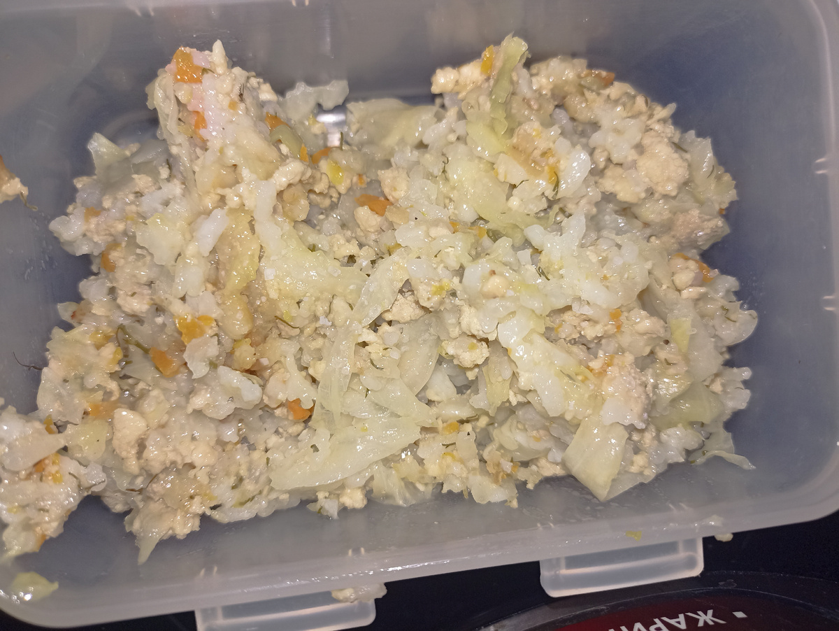 Фото автора (это утром перед работой в контейнере)