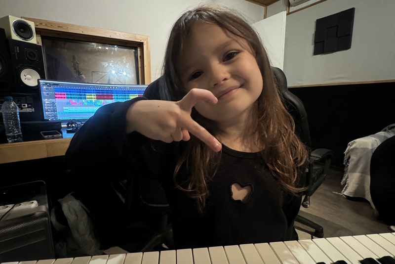 Источник фото обложки: фото предоставлено Павлом Артамоновым