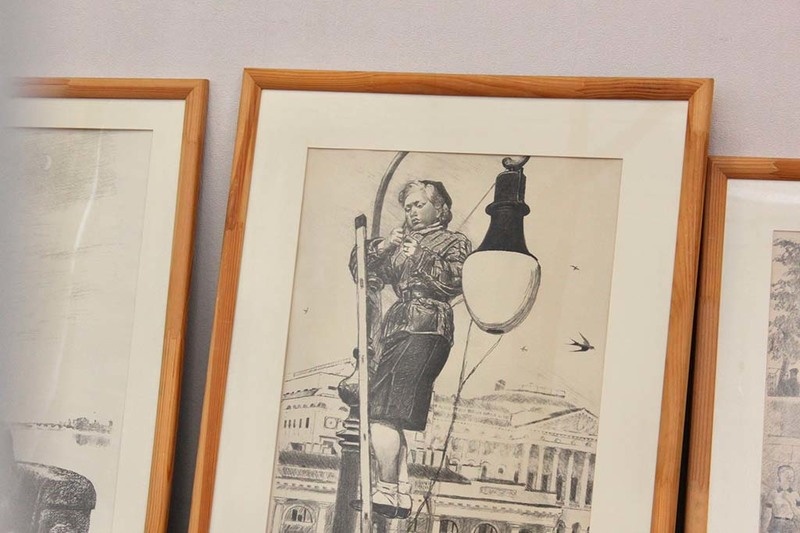    В основе экспозиции - работы советского художника Алексея Пахомова. Выставка откроется сегодня в 17 часов в Художественном музее на Советским проспекте.