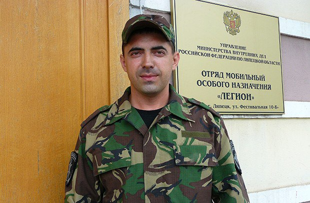 Лейтенант ОМОН спас четырёх человек из огня