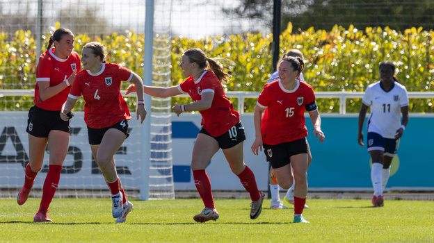    Женская сборная Австрии U-19. Global Look Press