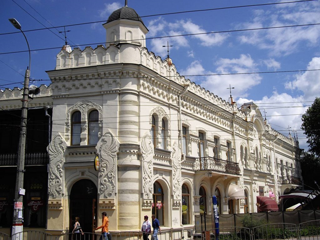 фотография Дома с десятью драконами ,г.Симферополь, из открытых источников интернета,автор неизвестен.