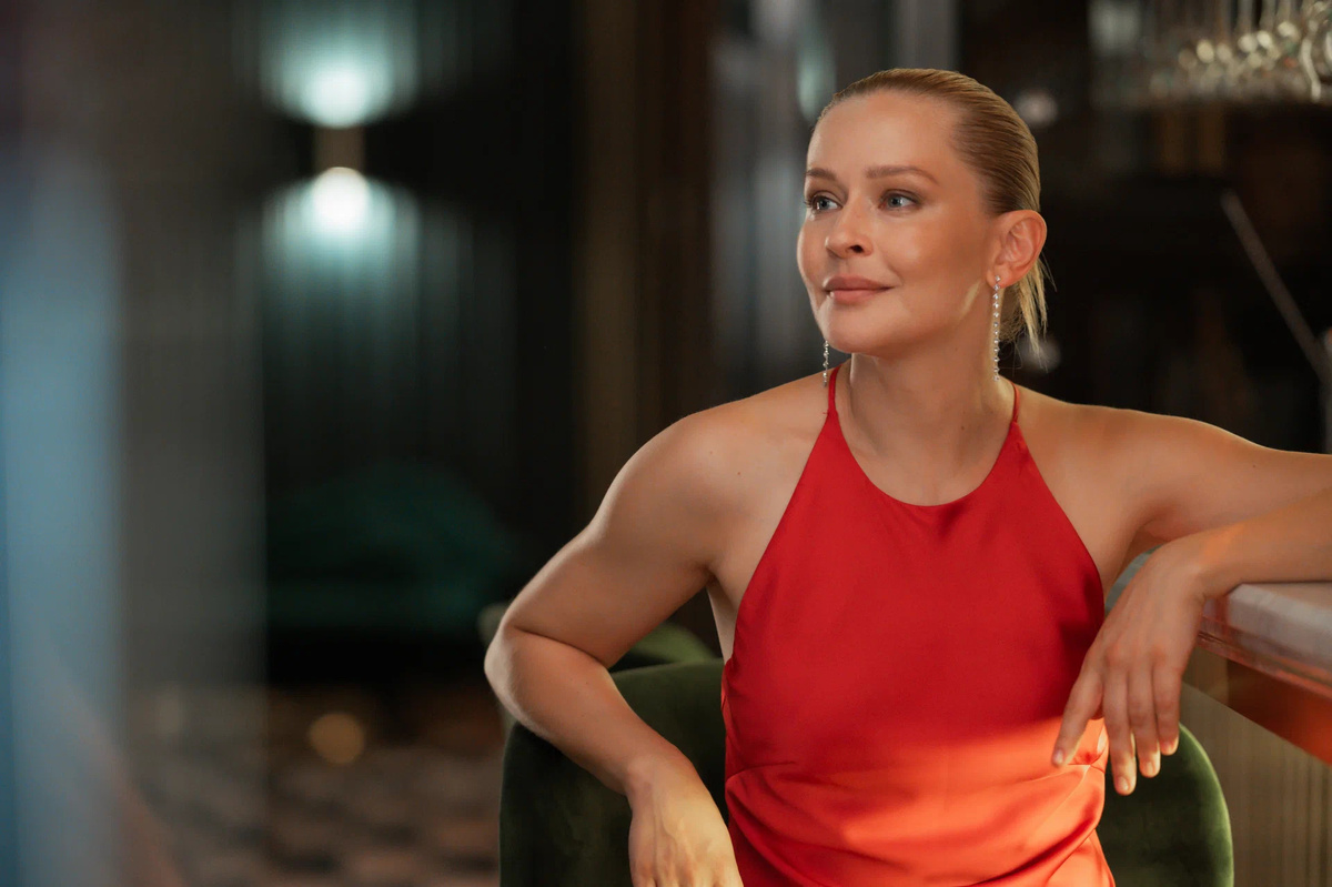 Юлия Пересильд на кадре со съемок фильма «ON и Она»