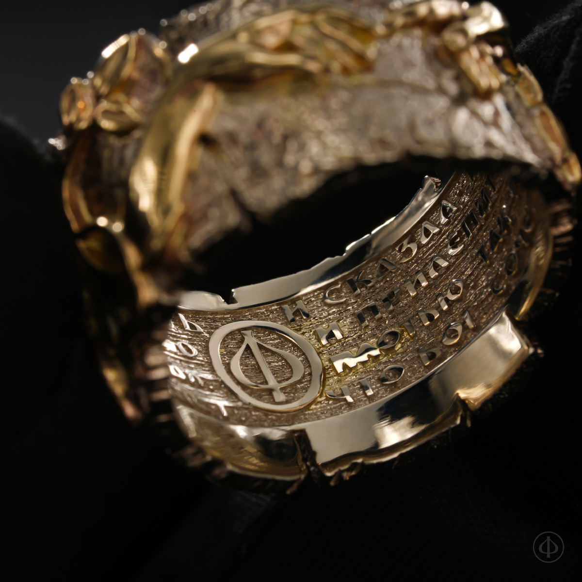 Кольцо из белого и желтого золота 585 Арт.062