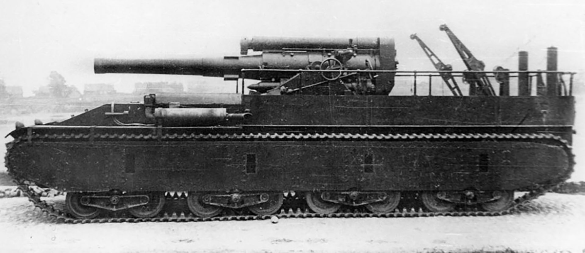 Самоходная артиллерийская установка СУ-14, вооружённая 203-мм гаубицей Б-4. Фотография в свободном доступе.