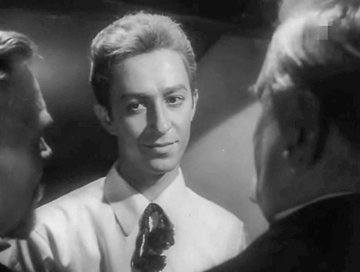 Кадр из фильма "Слуша-ай". Юльен Балмусов в роли Феликса Дзержинского