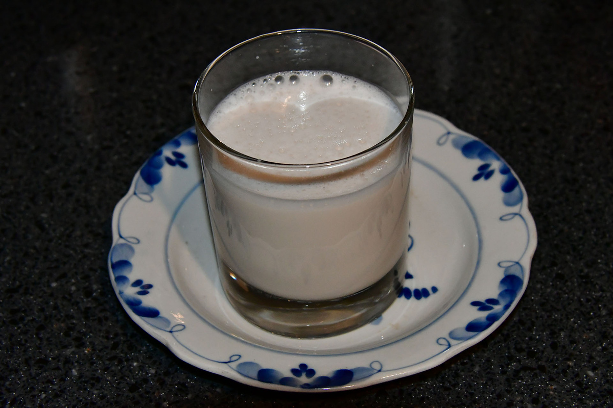 Миндальное молоко