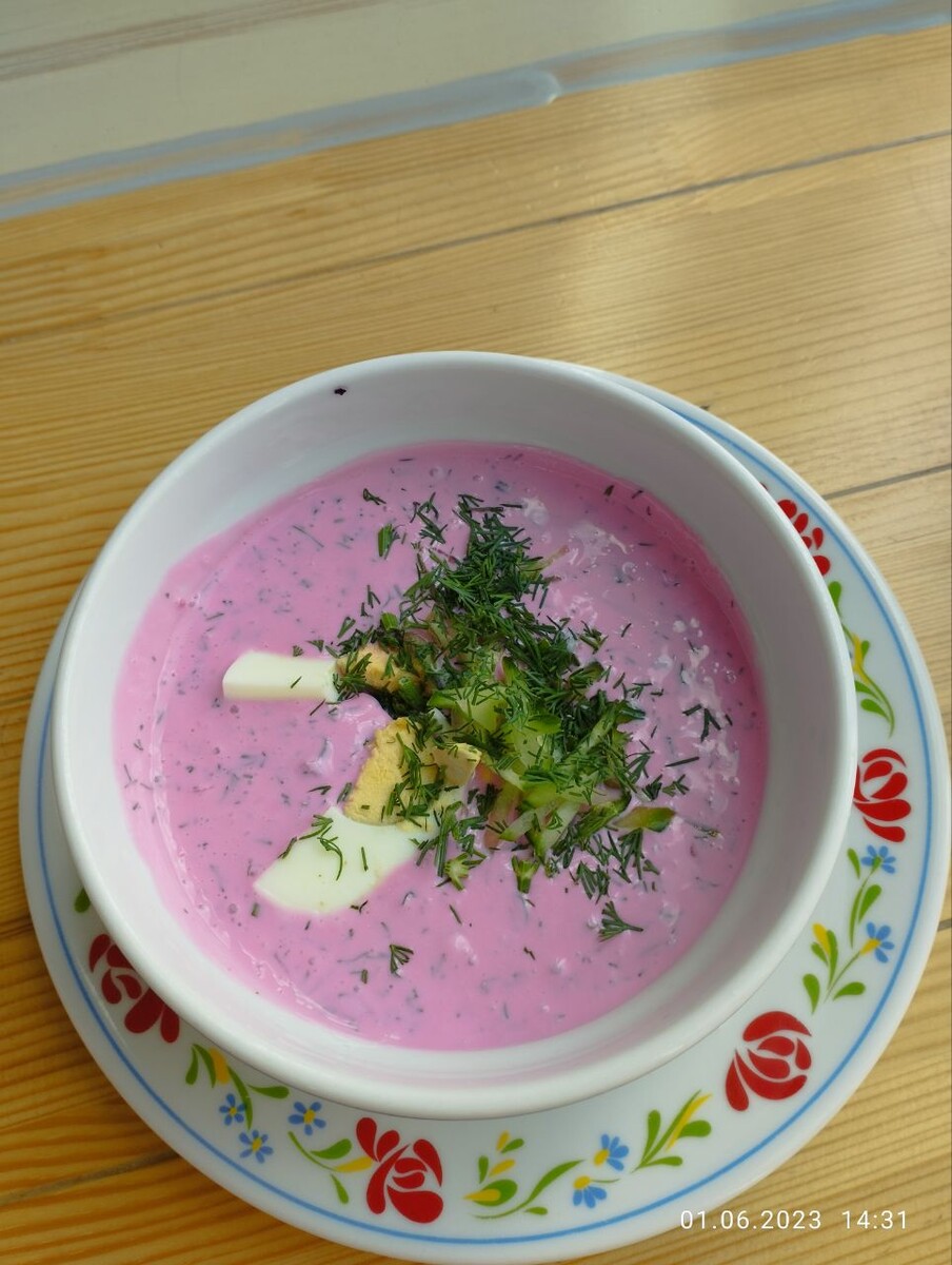 Холодник в ресторане народной белорусской кухни Васильки