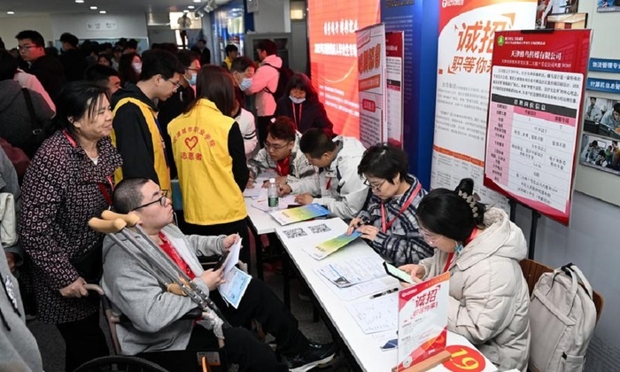    Китай разработал стратегию трудоустройства выпускников вузов