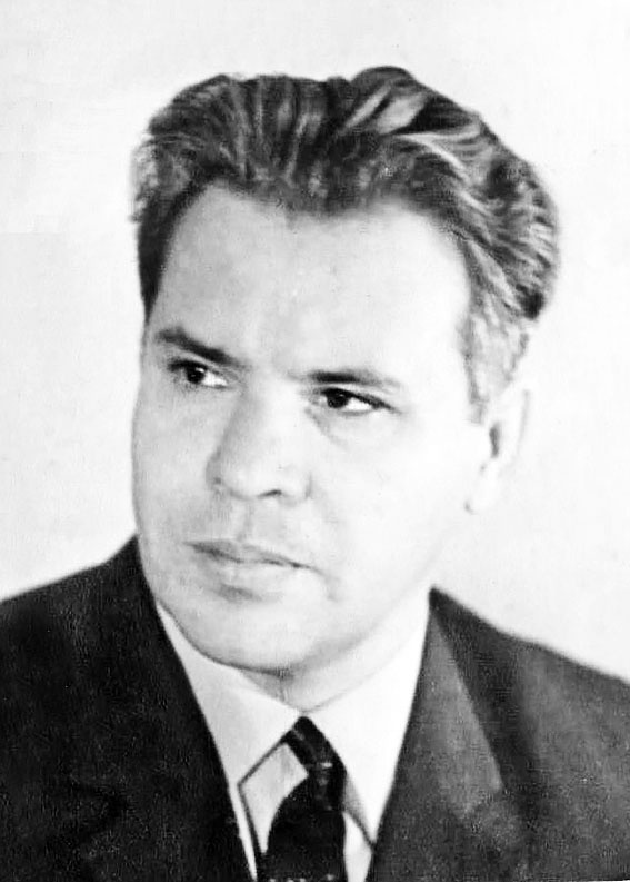 Алексеев Роберт Александрович, учитель Богучанской школы № 1